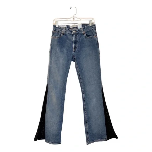 Stylish Blue Jeans with Black Accents - Picture 1 of 7